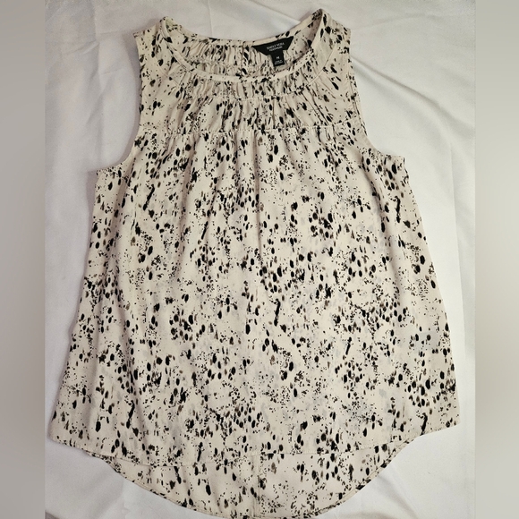 Simply Vera Wang Womens Cream And Black Sleeveless Sheer Blouse Size Medium - Picture 1 of 12